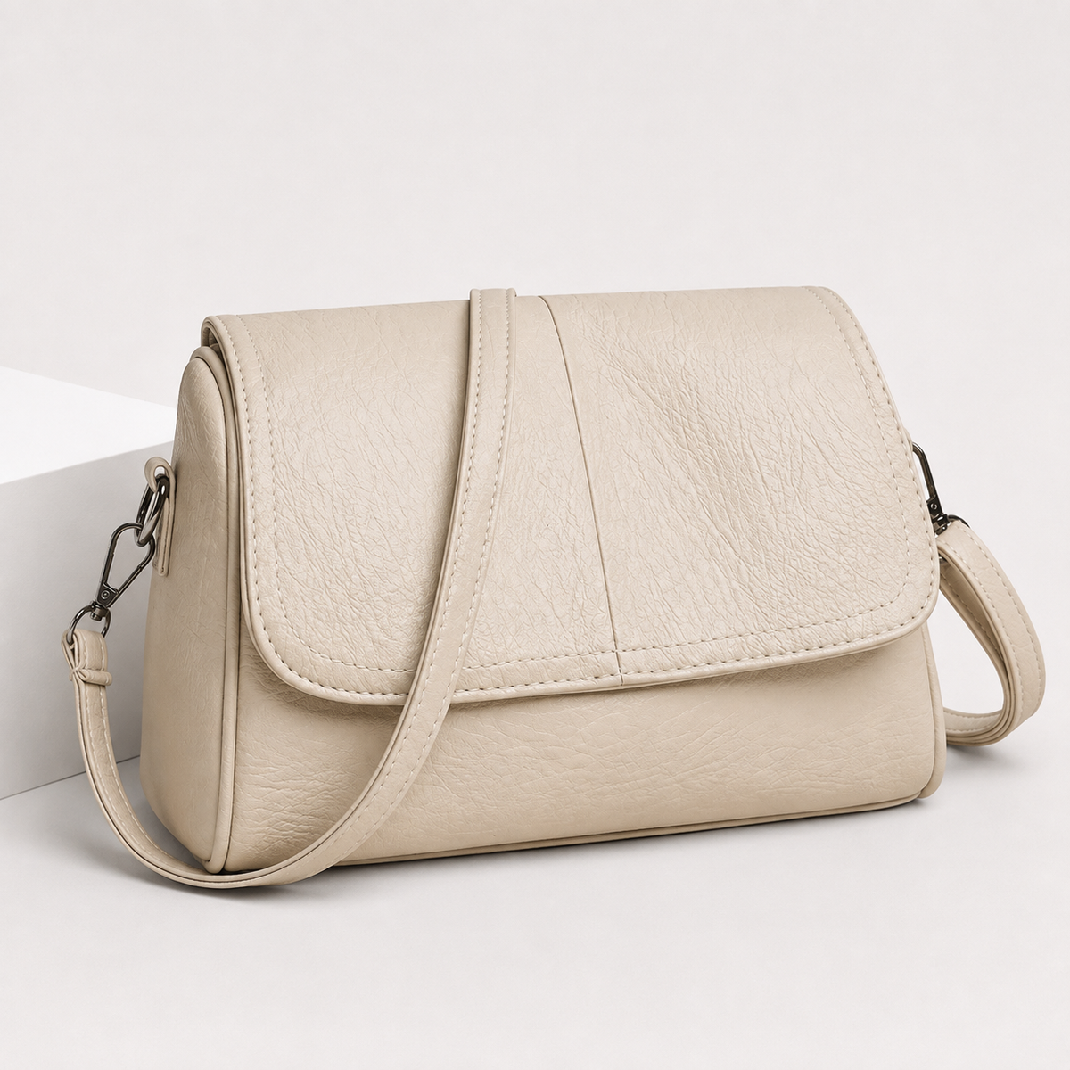 Leonie Bag